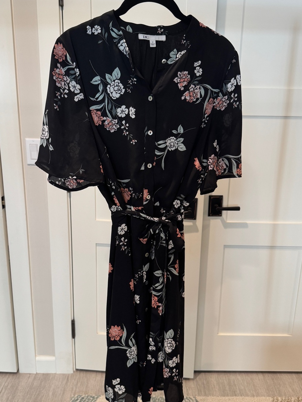 DR2 Daniel Rainn Black Floral Button Front Midi Dress Size M